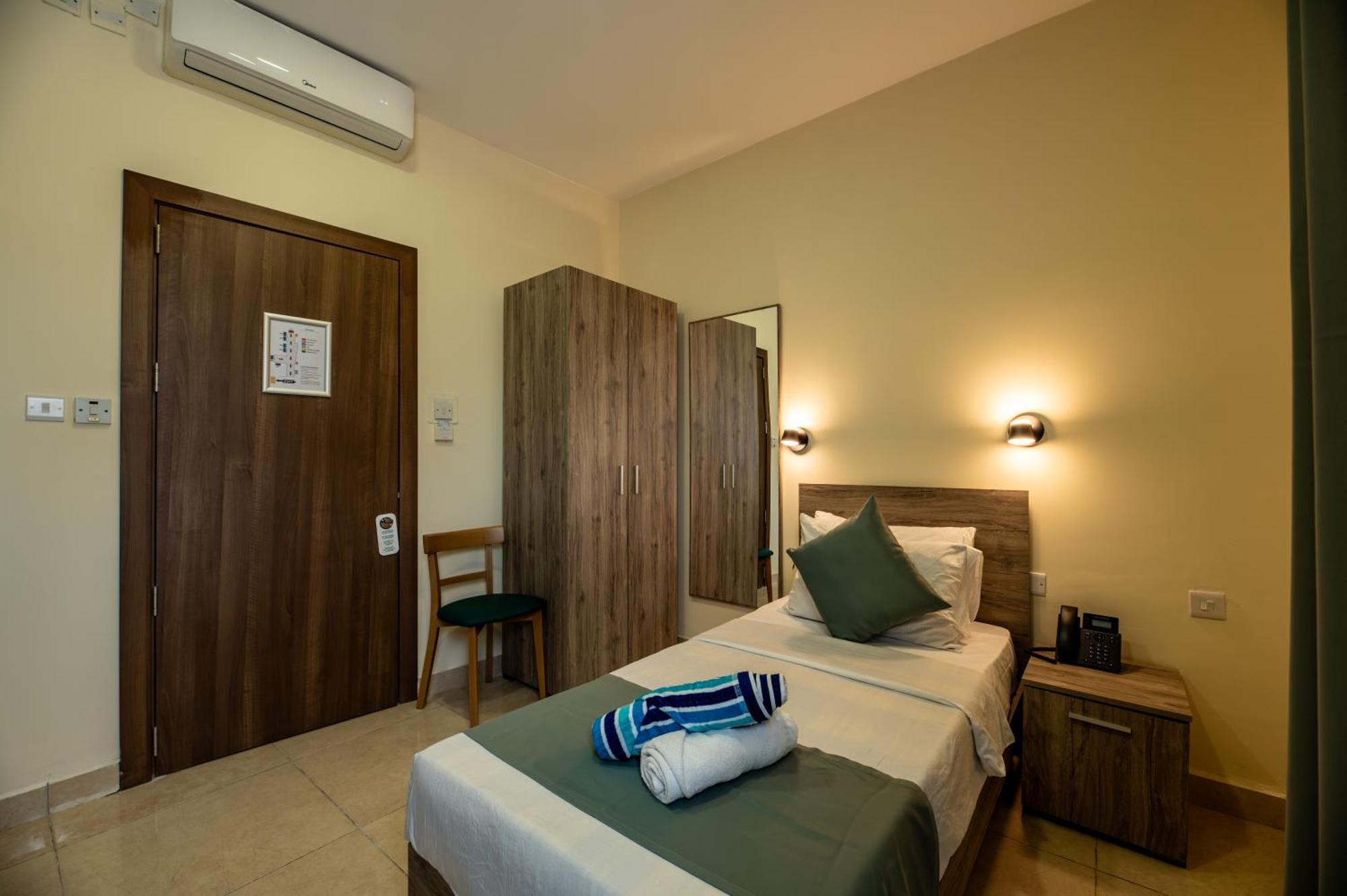 Euroclub Hotel 3*